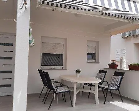 Apartmani Popovic Nin Exterior photo